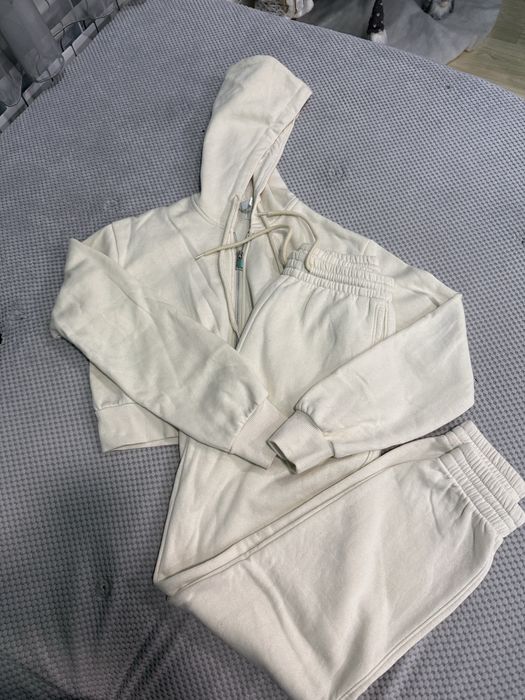 Спортен екип h&m