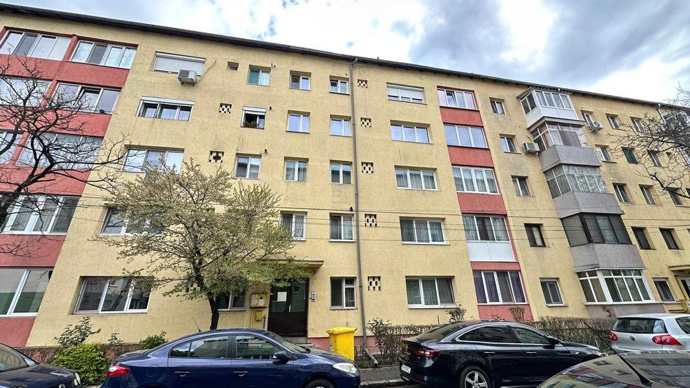 Proprietar vand apartament 2 camere 42 mp Girocului