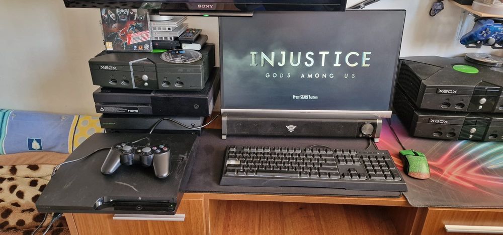 Vând Playstation 3 Slim/Ps3 Slim 150GB