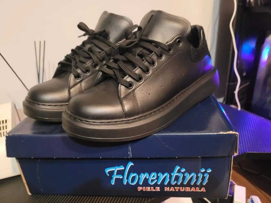 Adidasi Din Piele Naturala Florentinii Marimea 42