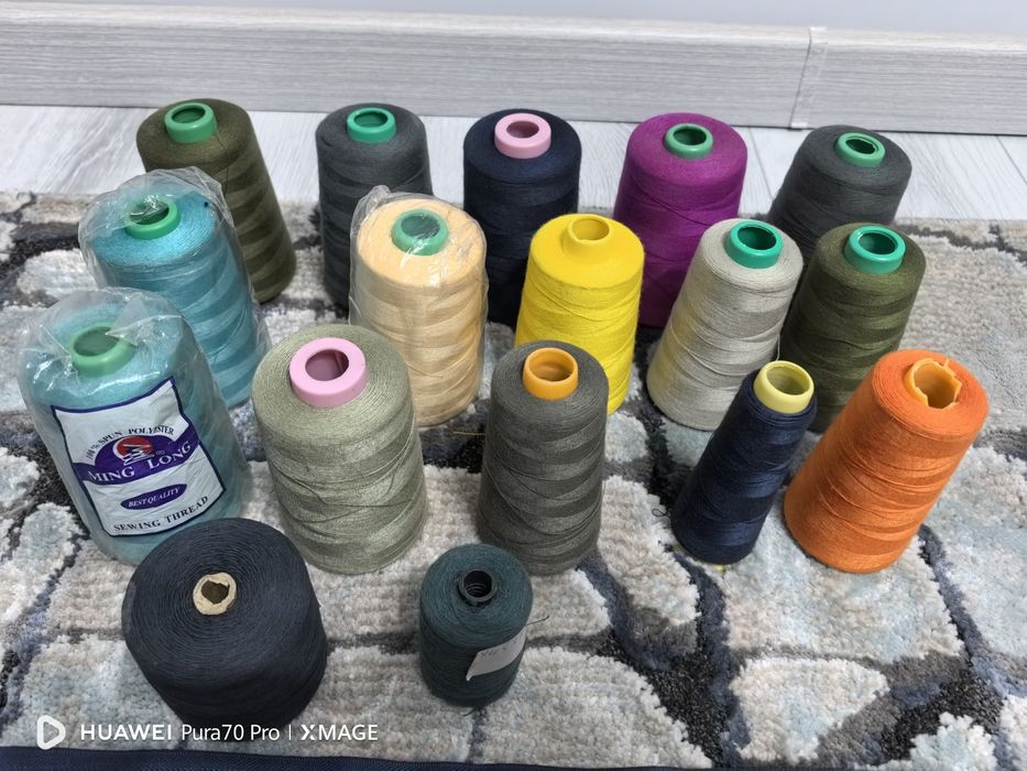 Нитки и Молнии для шитья!