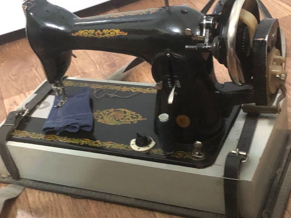 Швейная машина ПМЗ-2