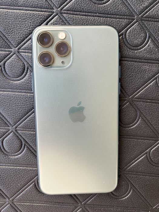продавам Iphone 11 pro -64 gb