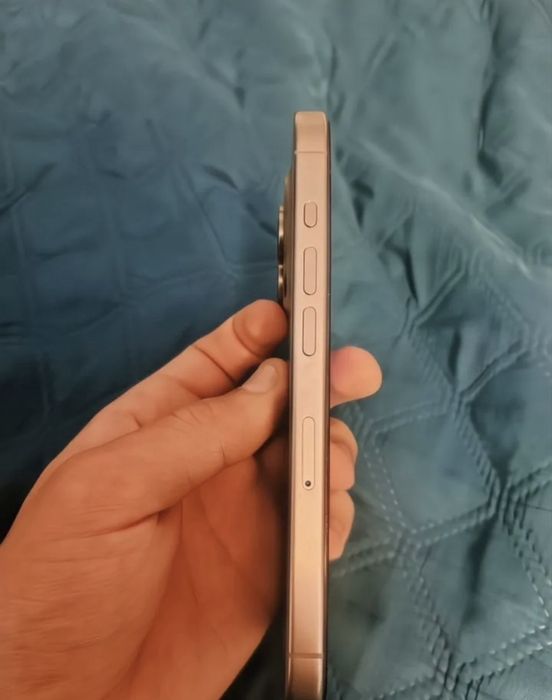 iPhone 15 Pro, 256 ГБ, SIM + eSIM