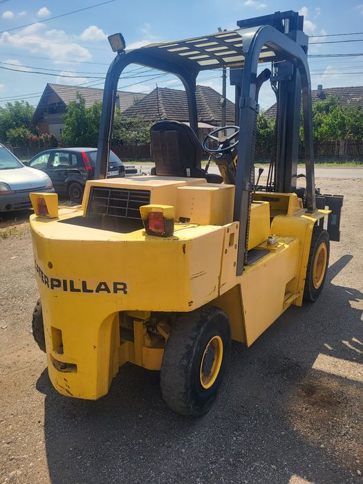 Vând motostivuitor CATERPILLAR diesel