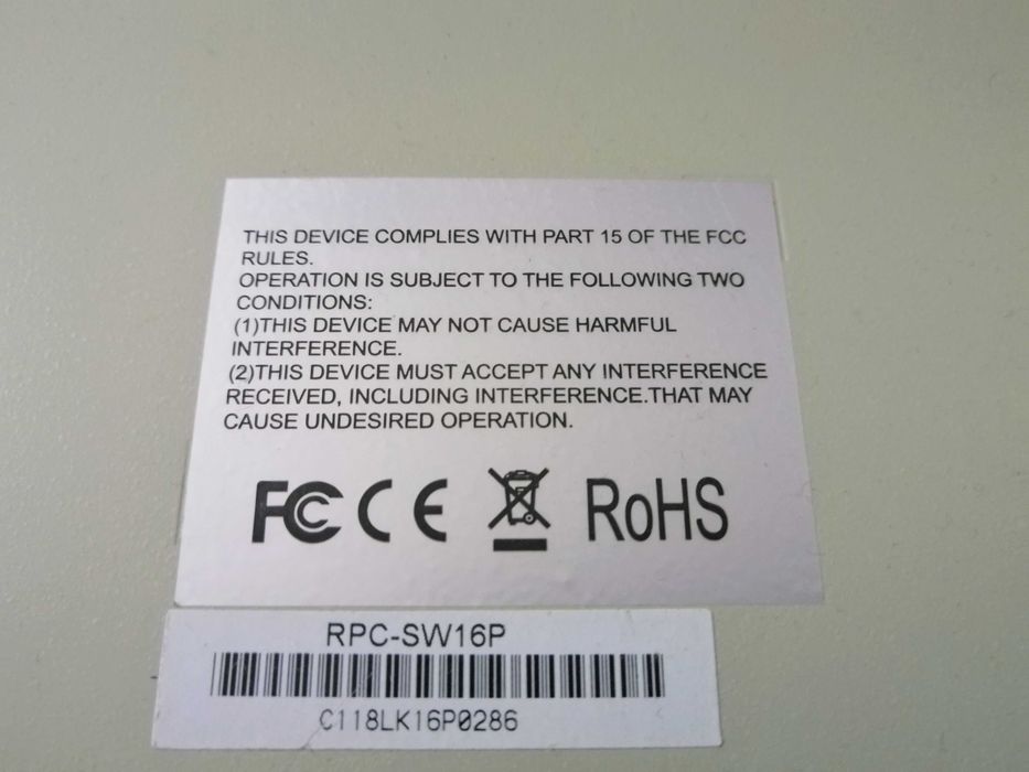 Switch Rețea 16 Porturi RPC (RPC-SW16P) – Carcasă Metalică / Rackable