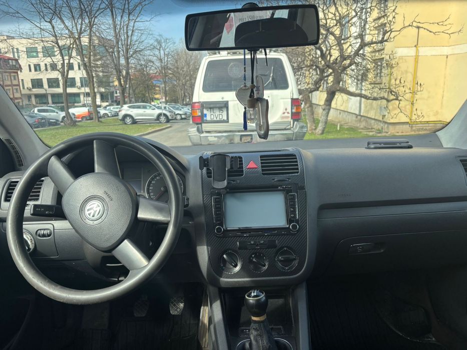 DE   VANZARE   GOLF 5 Euro 4