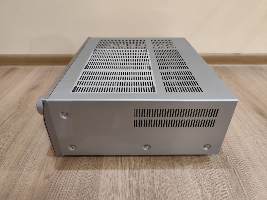 Denon AVR 3808 ресивър
