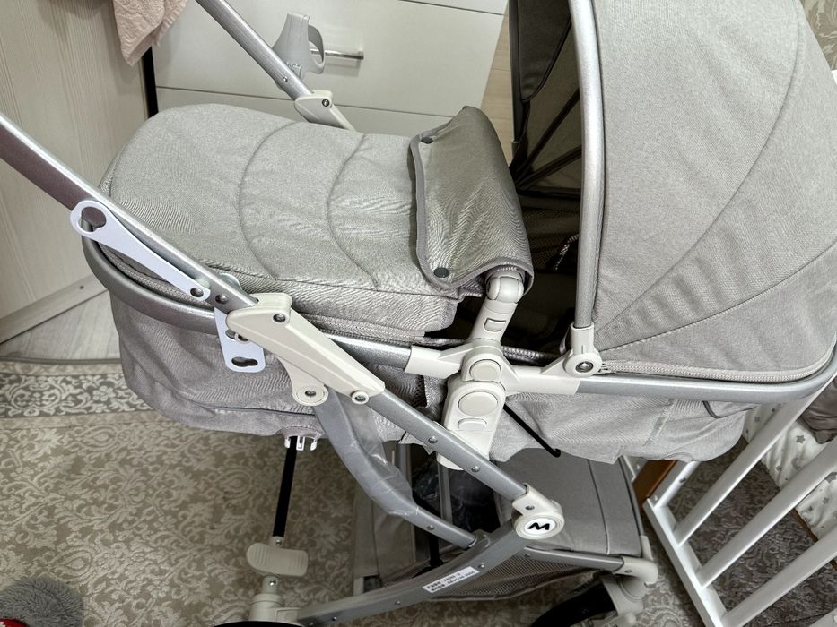 Детская коляска новая