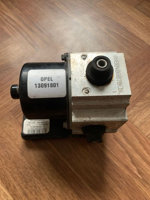 Продавам Abs за Опел