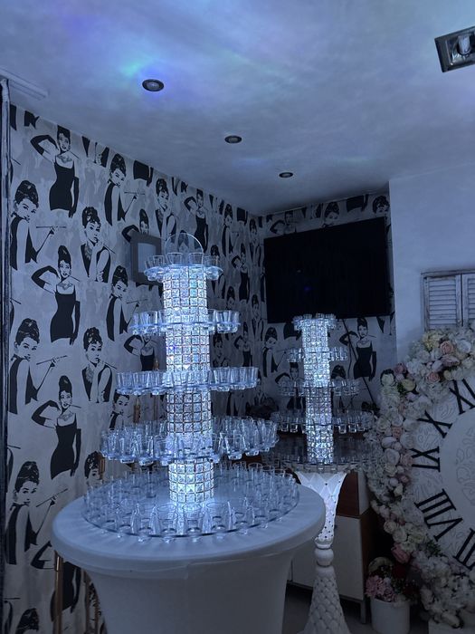 Inchiriere tort de shot-uri pentru evenimente