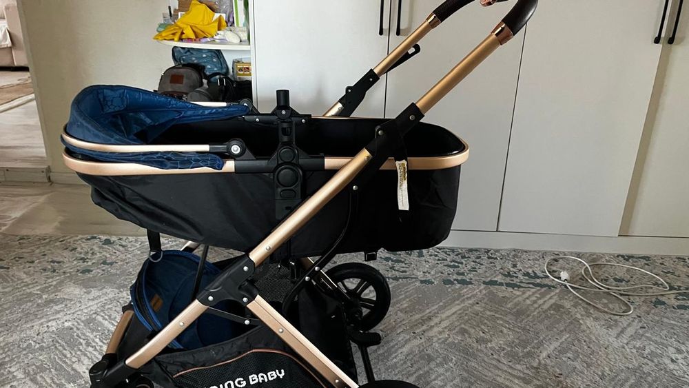 Срочно продам коляску