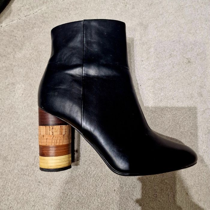 Уникални боти H&M