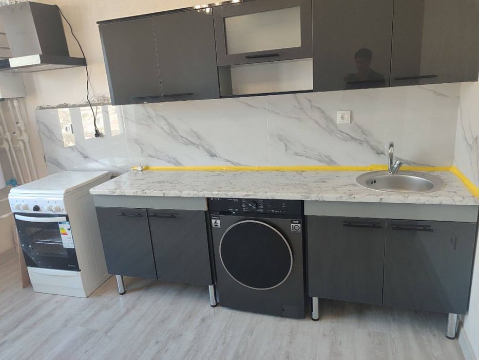 Uchtepa hokimiyat yonida Novostroyka 2-xona