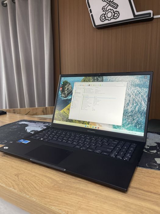 Продается ноутбук Asus ExpertBook