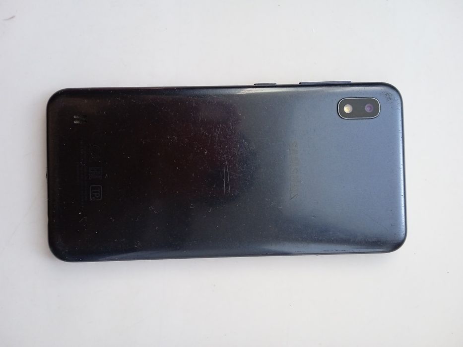 Samsung a 10 продам срочно