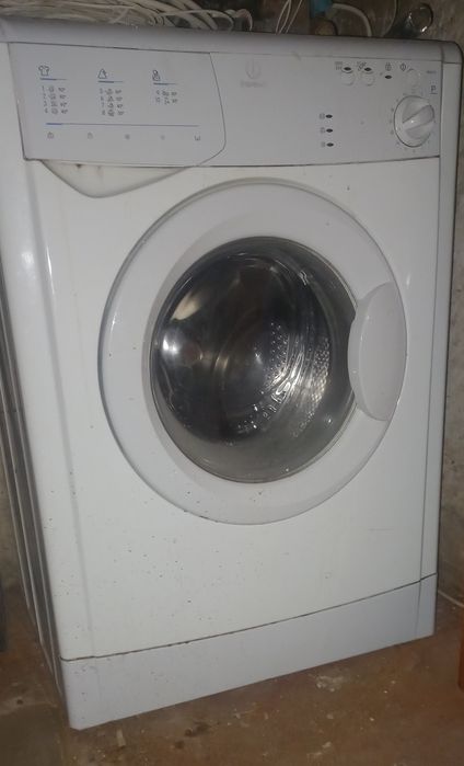 Продам стиральную машину