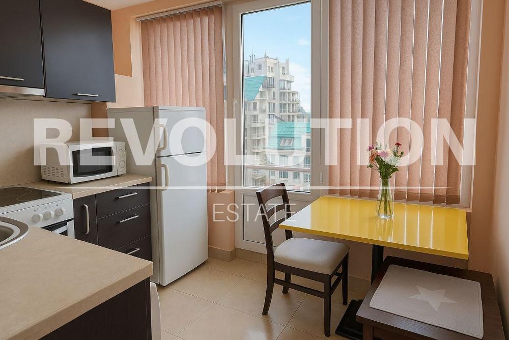 Двустаен апартамент в района на Цветен квартал!