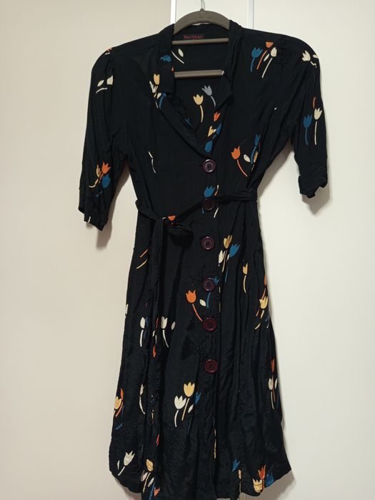 Много запазени рокли