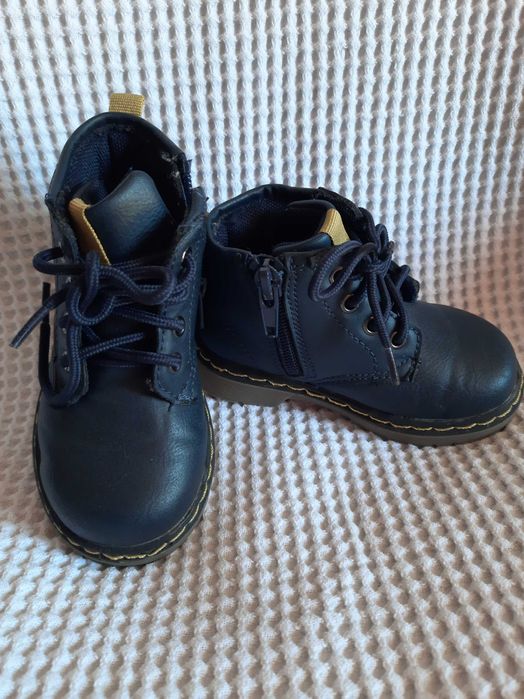 Детски високи обувки