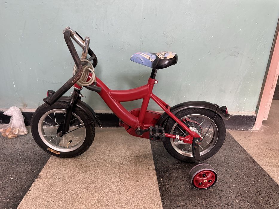 Детско колело , бяло, розово, червено