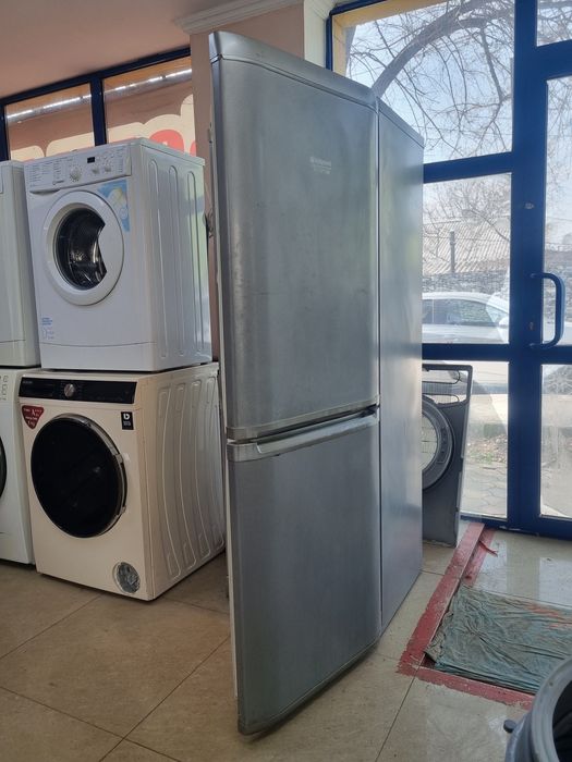 Холодильник ARISTON