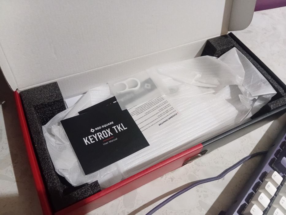 ПРОДАМ клавиатуру, red square keyboard TKL