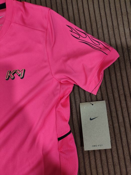 НОВА! Тениска Nike Kylian Mbappé Academy Junior