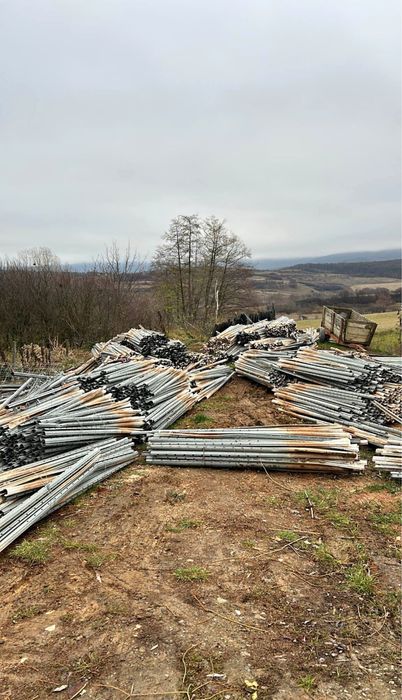 Stalpi zincati pentru gard spaleri metalici