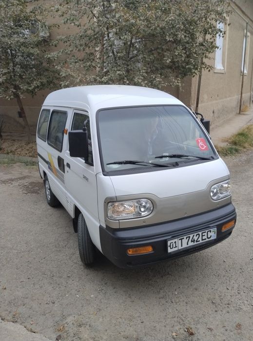 Porno rus ayolni olib kelib sikishdi