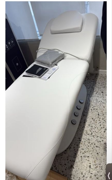 Кушетка косметологическая