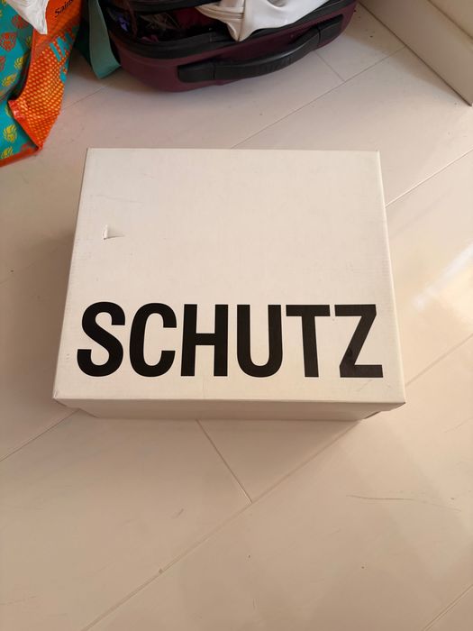 Schutz  Buckle-Detail Leather Platform Sandals