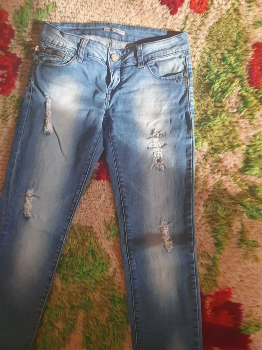 Дънки като нови топ