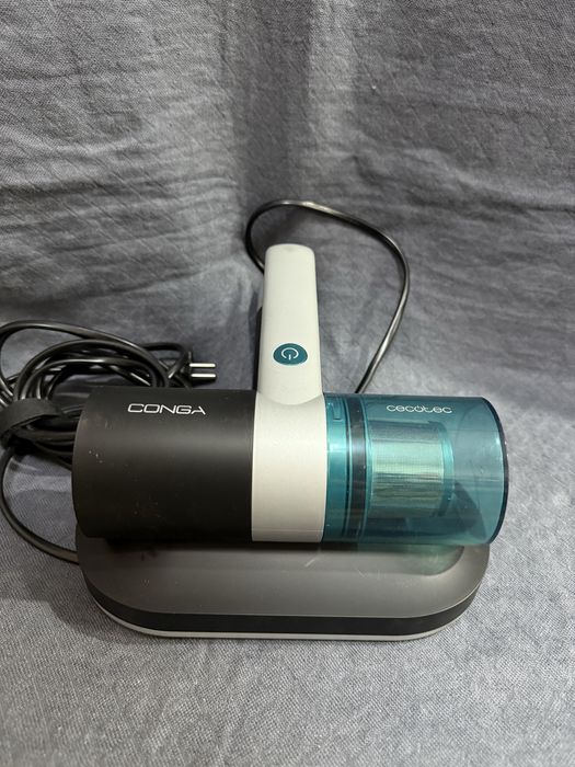 Прахосмукачка против акари Cecotec