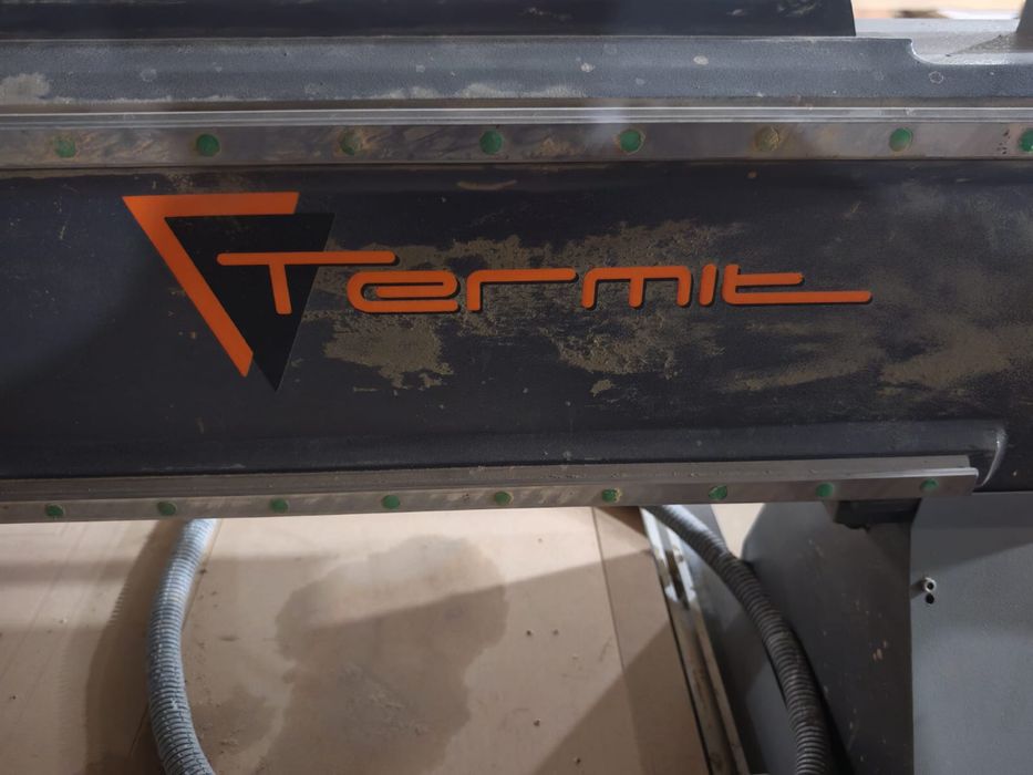 Продается ЧПУ станок по дереву 3.3 квт