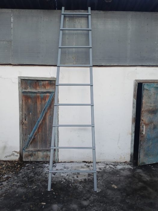Продается лестница