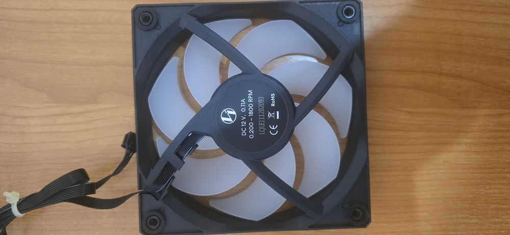 4x Ventilatoare Lian Li