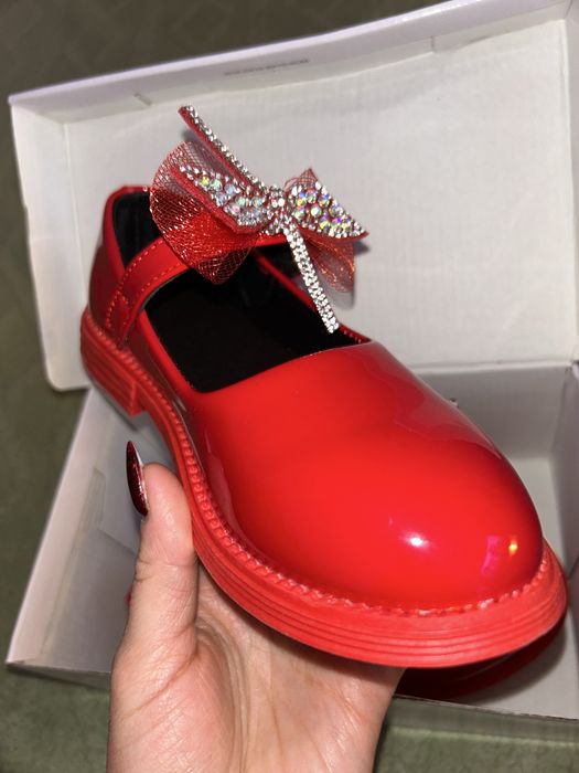 Туфли для девочки