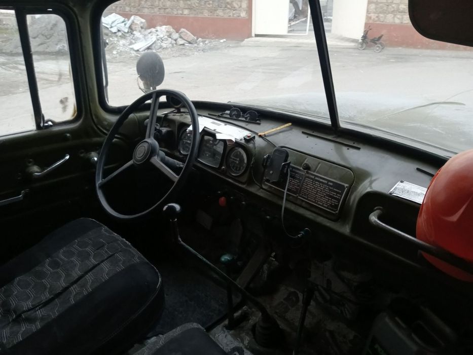 Zil samasval1990