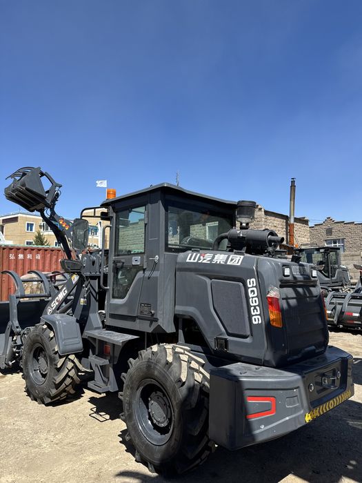 Фронтальный погрузчик SQMG-936