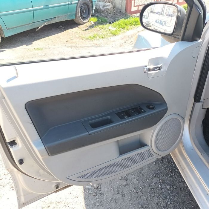 Dezmembrari  Dodge CALIBER  2006  > 2012 2.0 TDI Motorina