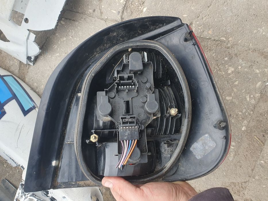 Ляв стоп Renault Scenic