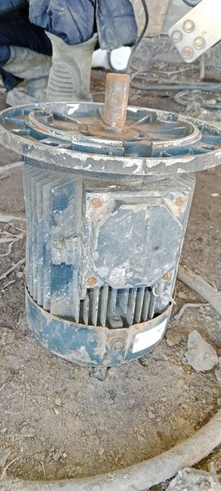 ЭлектроДвигатель 2.2 кВт 1500