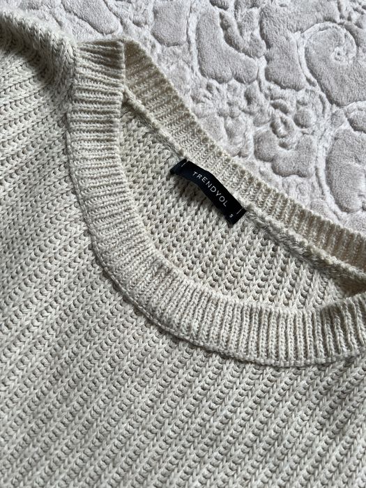 Къс пуловер Trendyol