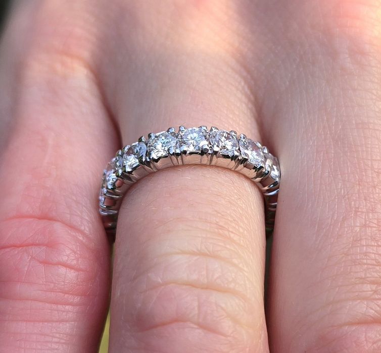 Inel din platină masivă cu diamante naturale 3,03 Ct.