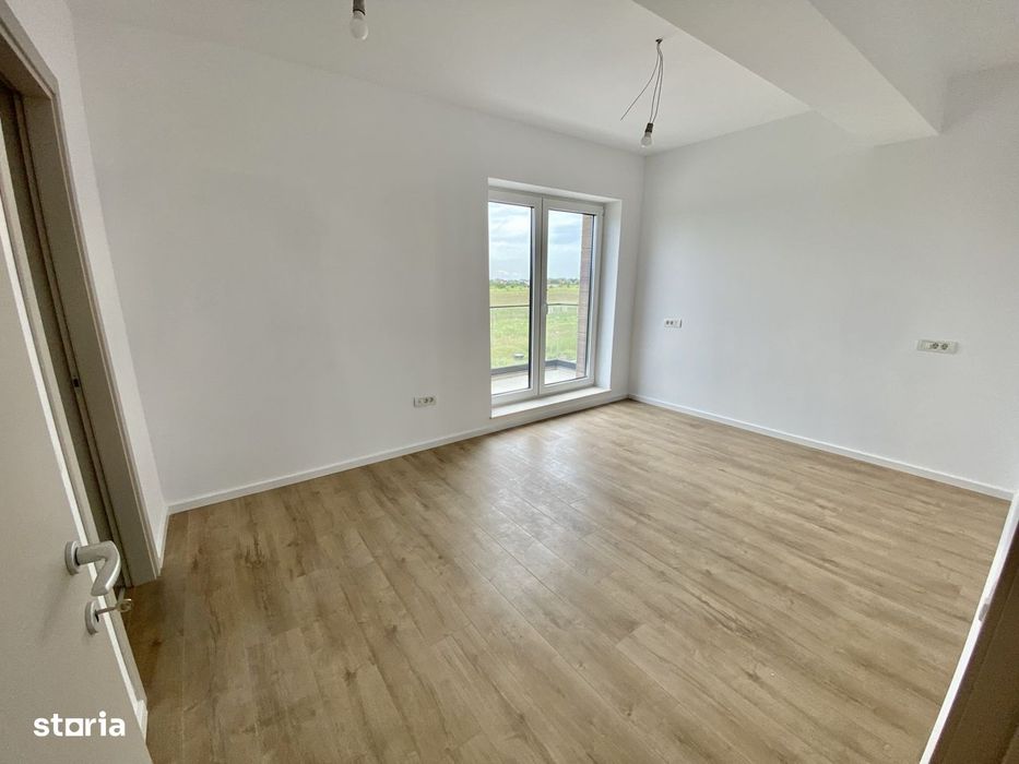 Vila noua cu bucatarie, cartier premium, padure, lac, centru Corbeanca