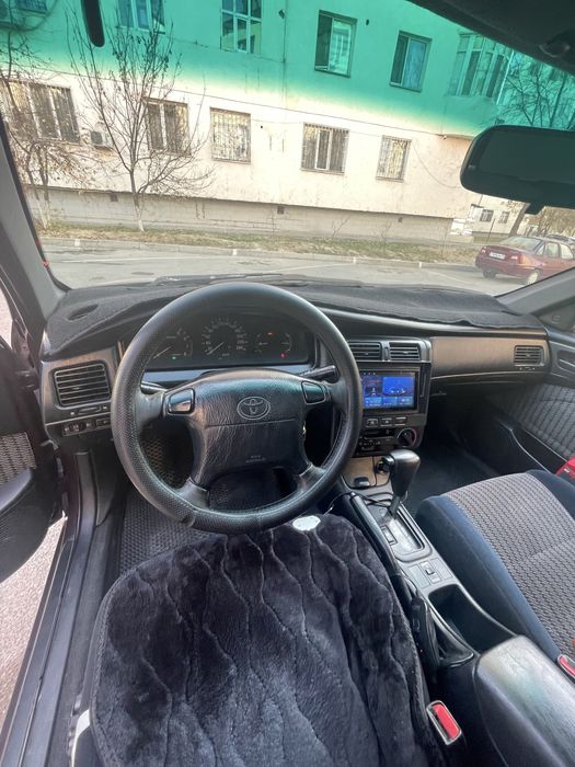 Тойота карина е 1993 год