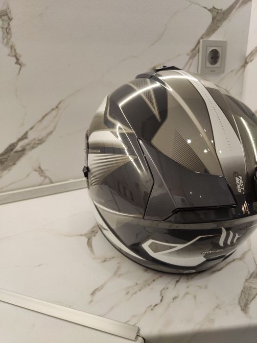 Каска за мотор MT Blade размер S