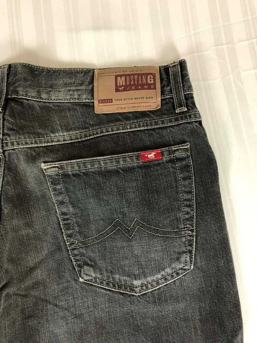 Blugi Mustang W33 Baggy fit