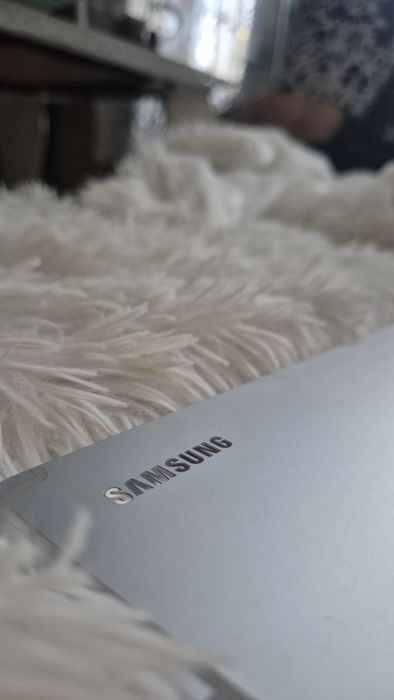 Продаю ПЛАНШЕТ недорого!